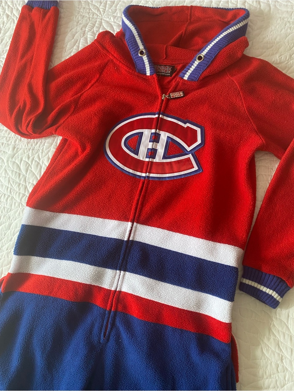 Montreal Canadiens Fleece One-Piece Pajama Suit | Hockey Socky - Picture 3 of 8